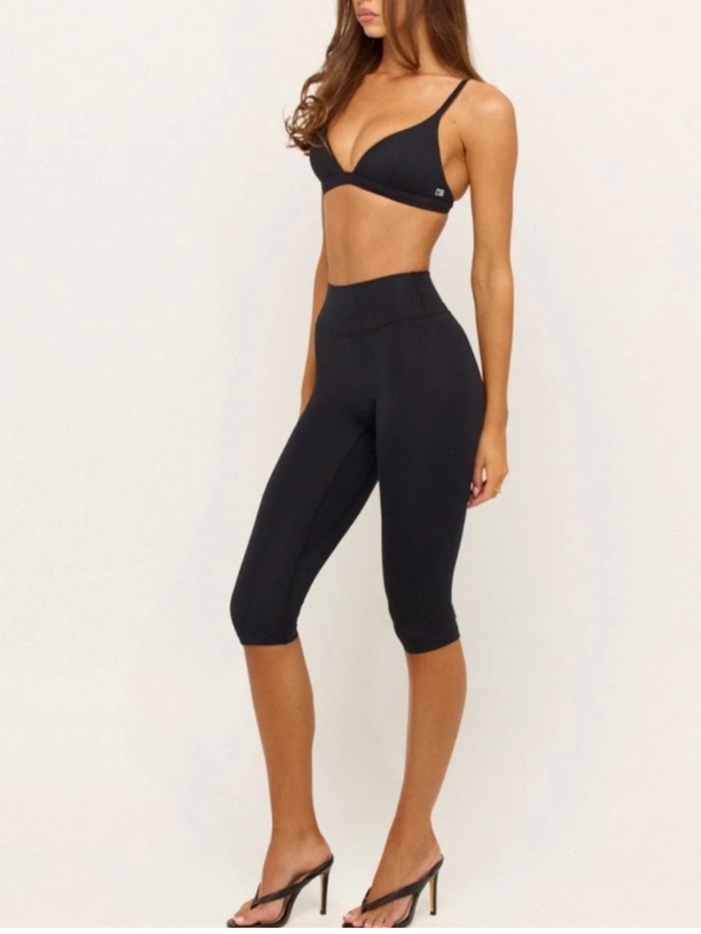 CROP SHOP BOUTIQUE CSB Form Invisible Scrunch Capri - Black - Size medium - Picture 2 of 9